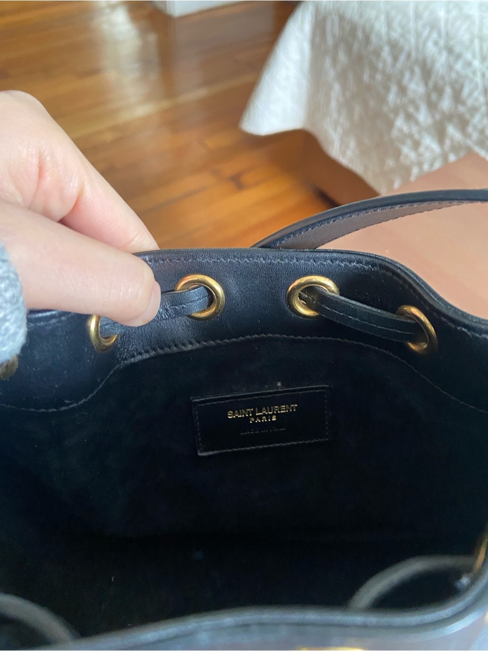 Saint Laurent Emmanuelle bucket bag - Picture 3 of 6